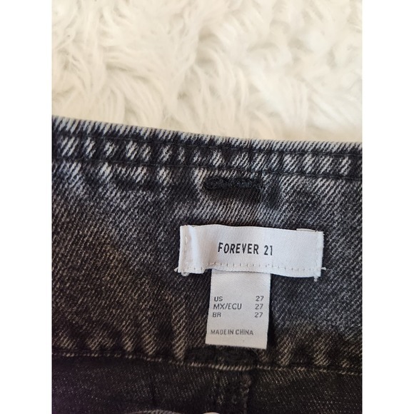 Forever 21 Women's Black Solid High Rise Belted Straight Ankle Jeans Size 27 NWT - Picture 3 of 7